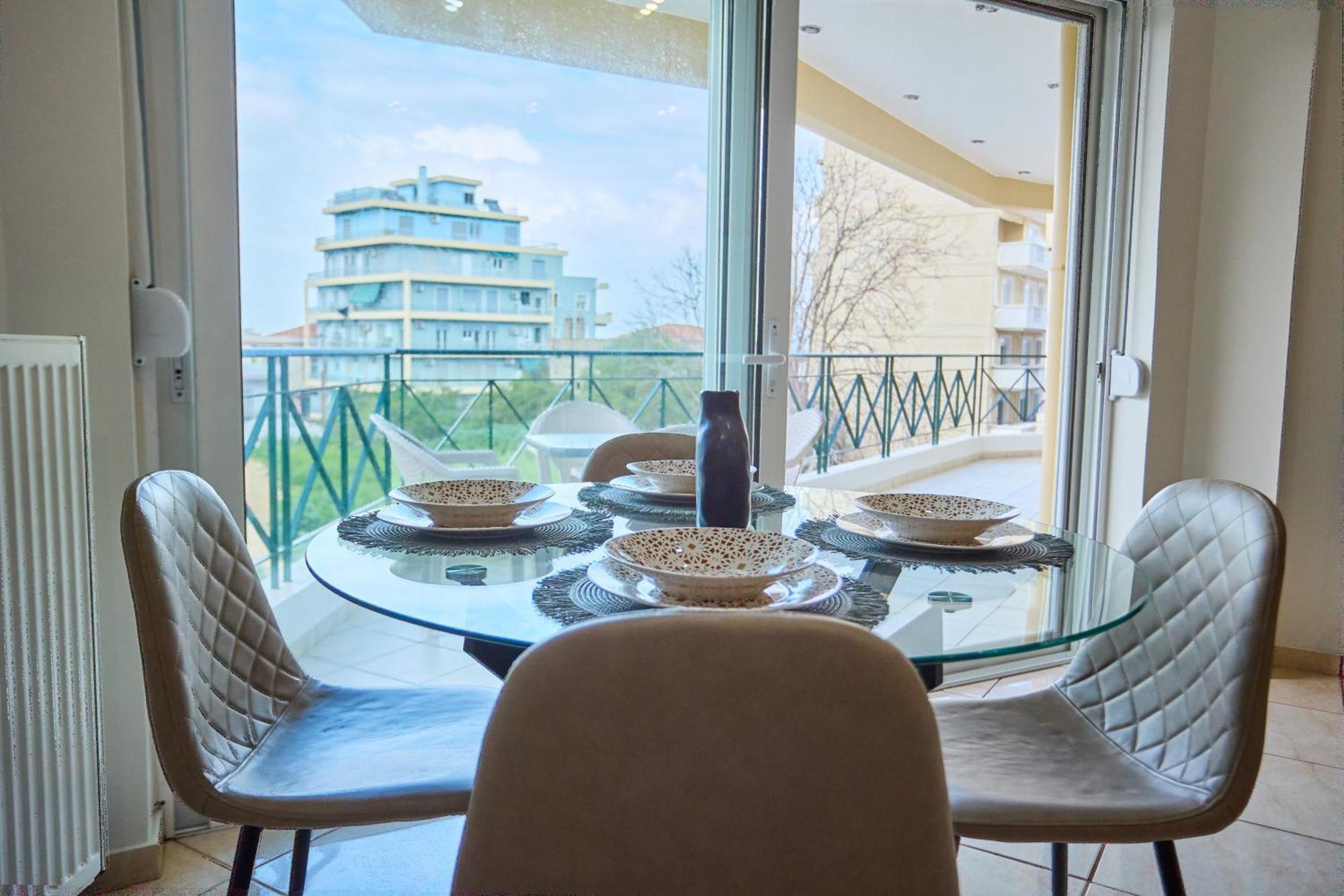 Chios Town Apartment - Heart Of Chios Town With 2 Minute Walk To The Beach Exteriér fotografie